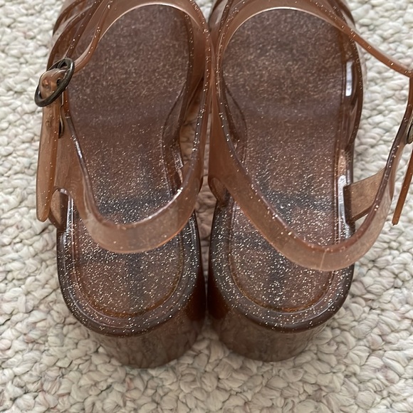 Urban Outfitters pink sparkle jelly sandals - Picture 6 of 10